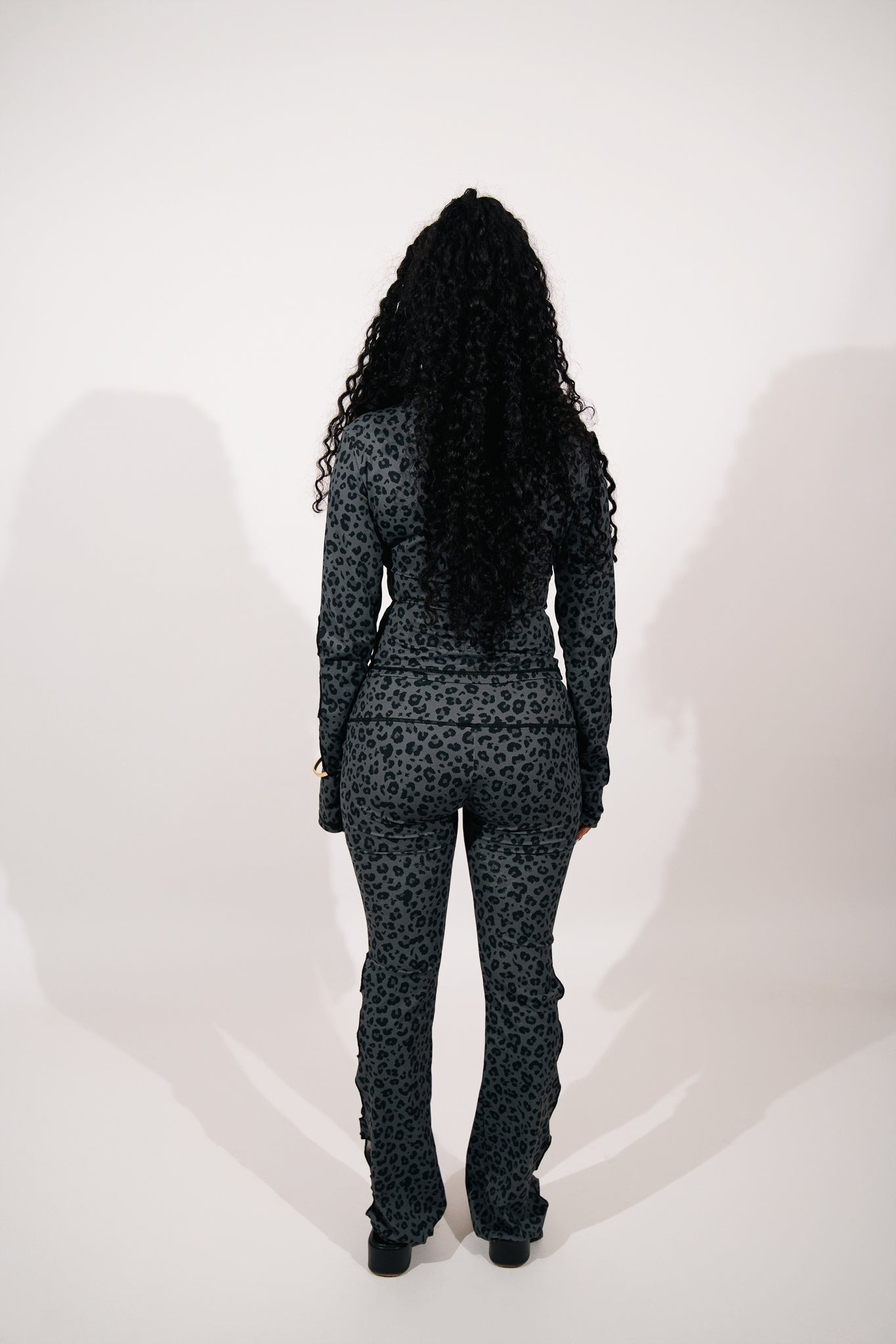 SEMI CUTOUT SET (Gray cheetah)